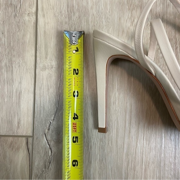 Schutz Shani Sandal in Eggshell Size 8.5 - Picture 12 of 12